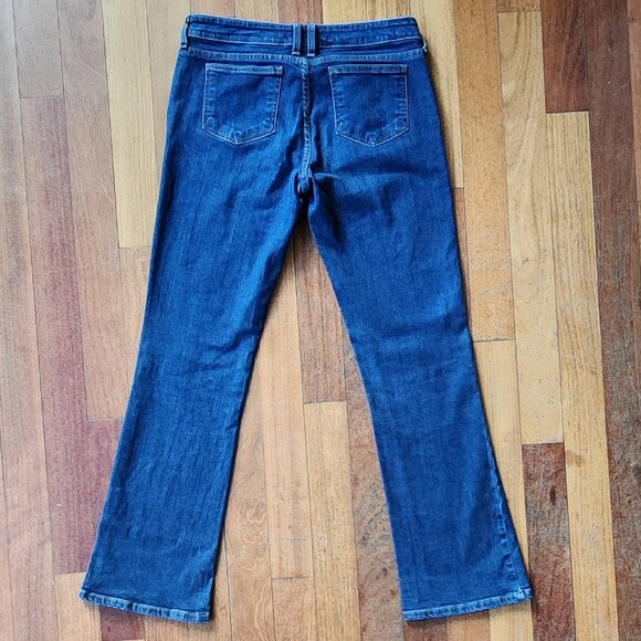 Garnet Hill Medium Wash Boot Cut Jeans Size 6 - Picture 13 of 16